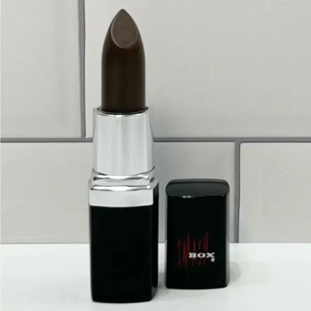 Smashbox 77 Smashing Snob Lipstick